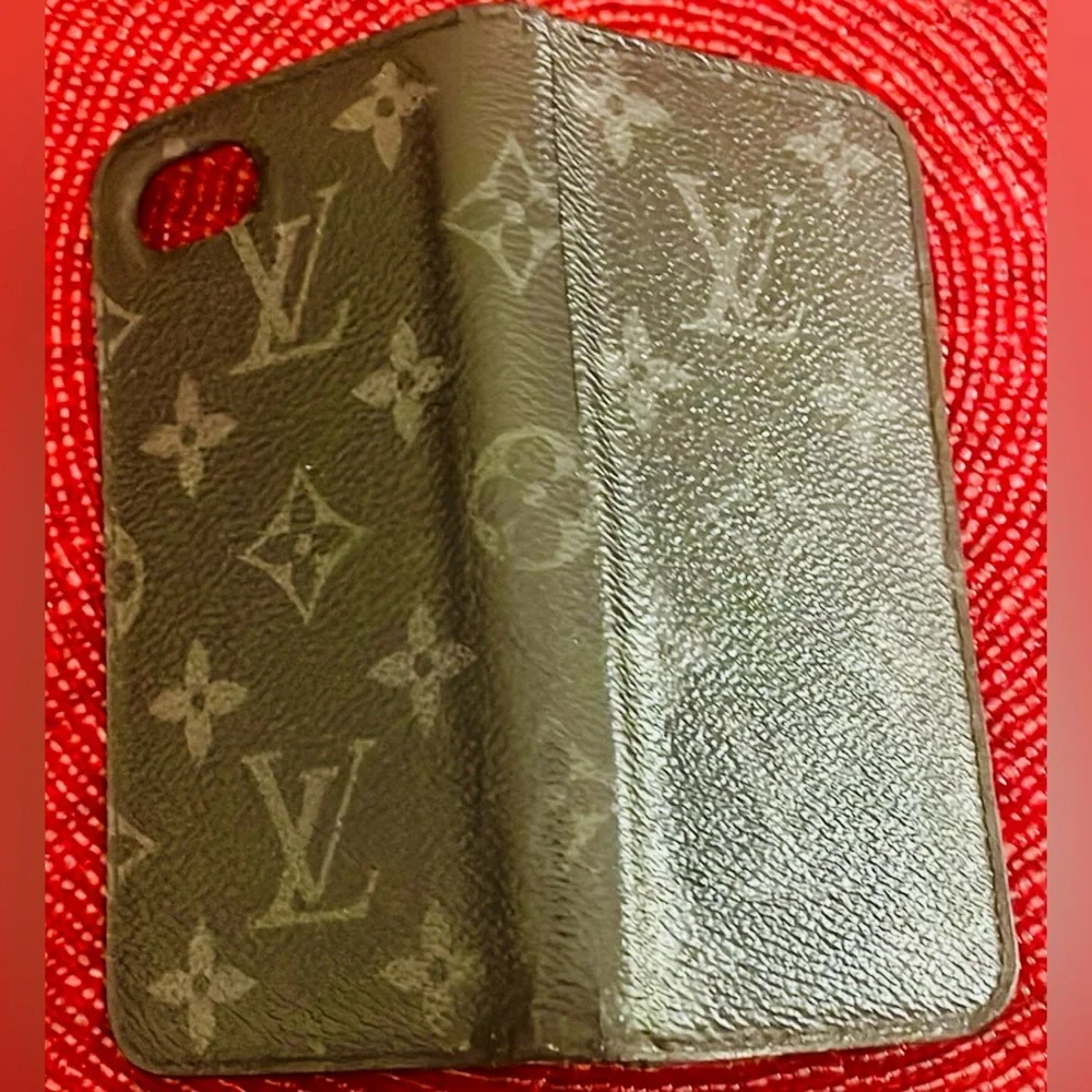 Louis Vuitton folio for iPhone 6+ monogram eclipse
